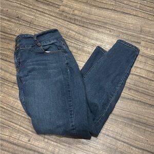 Hammer Distressed Jeans Women’s Size 15 Inseam 30” See Details